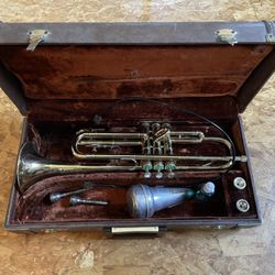 Olds Ambassador Trumpet + Bach Mt Vernon 7C Mouthpieces 
