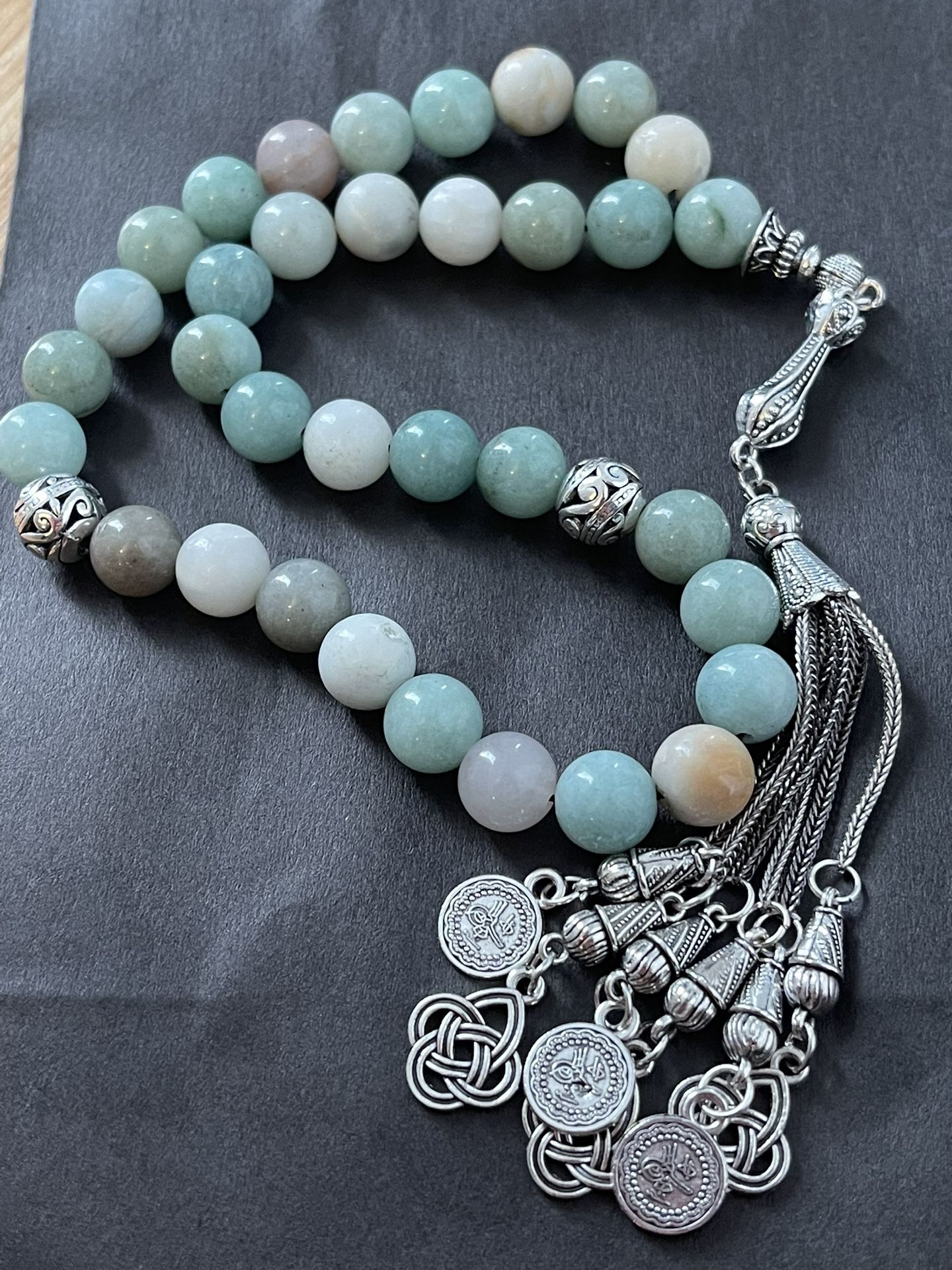 Tasbih islâmico com 99 contas