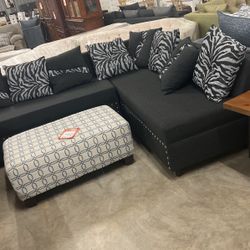 Sectional 799