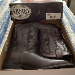 Men’s Laredo Boots Size 12 (Wide) COLOR: Cherry Worn ONCE!