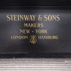 Steinway 