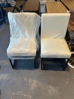 New set of 2 Dining Chairs