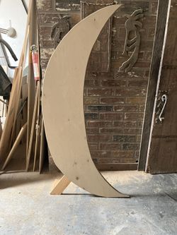 6 Foot 1/4 Moon Back Drop