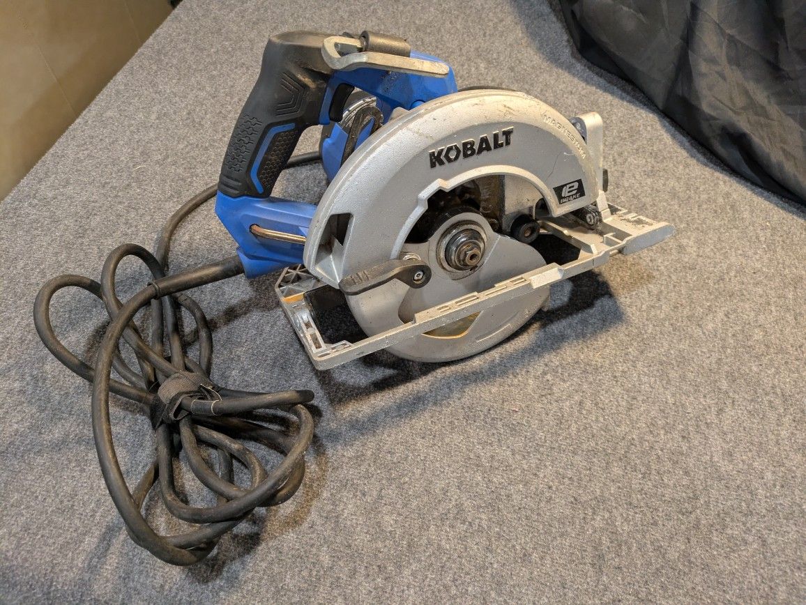 Kobalt 7  1/4 Circular Saw