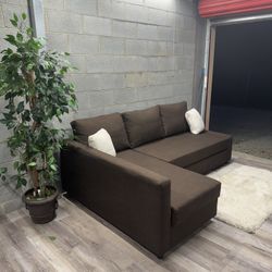 (Delivery) Sleeper Sectional Sofa / Couch With Reversible Storage Chaise 