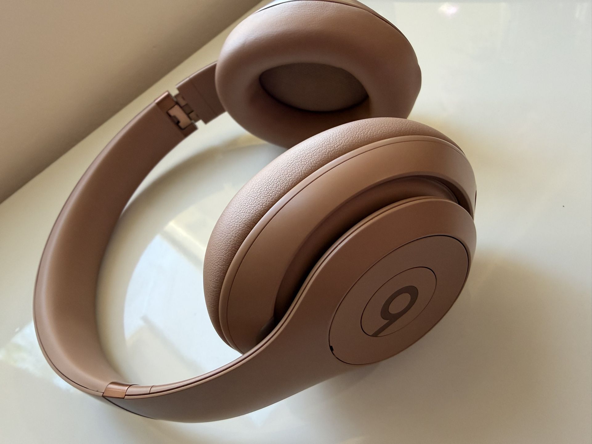 Beats Pro X Kim K Dune Brown