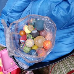Bouncy Balls