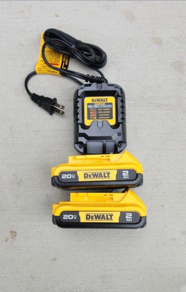 Dewalt 20v Batteries 2.0 Ah And Charger Brand New
