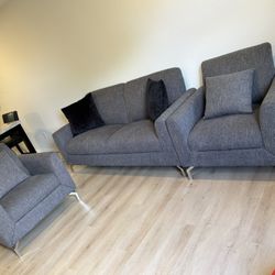 Sofa Set With 2 Chairs 