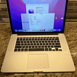 MacBook Pro 15” 16GB Ram 256GB SSD