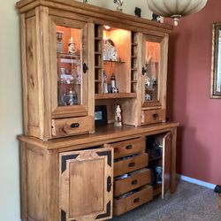 Hutch and Buffet