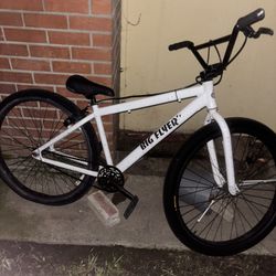 White Splatter Big Flyer