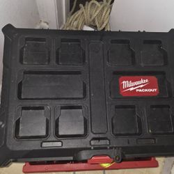 Milwaukee Packout