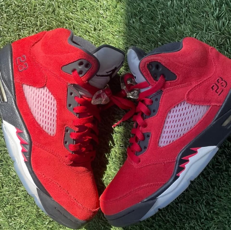 Air Jordan 5 Retro 'Raging Bull