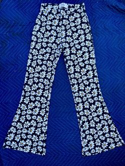 2000s Hollister Miss Selfridge large daisy print kick flares - Size s