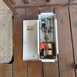 Ballast Voltage Multiple Leads