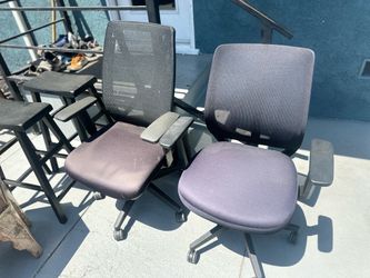 Lot of 2 Office Chairs with Wheels
