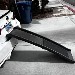 Solvit foldable dog ramp