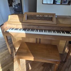 Wurlitzer Piano