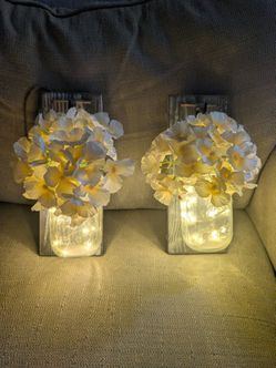 Rustic Gardenia Wall Lighted Sconces