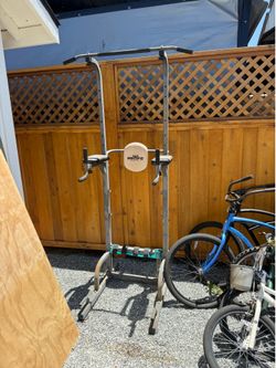 Pull up rack