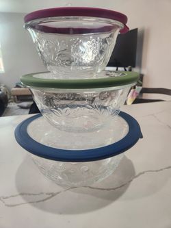 Princess House Serving Bowls