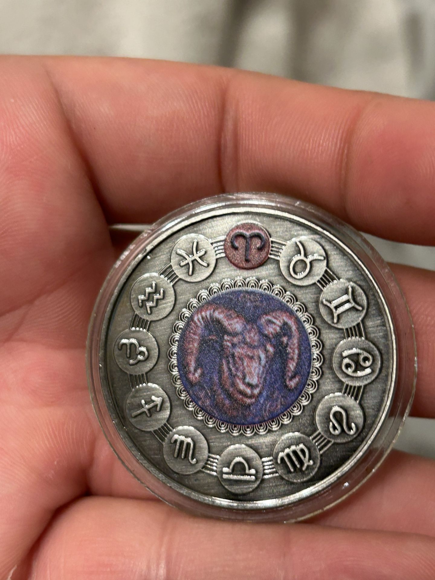 Double Sided Rare 1oz Pure Silver Coin With The 12 Zodiac Signs Honnering  Aries Most Of