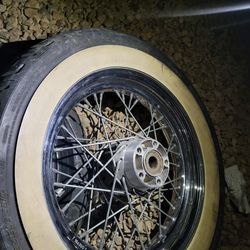 Hardy davidson motorcycle tires and rim