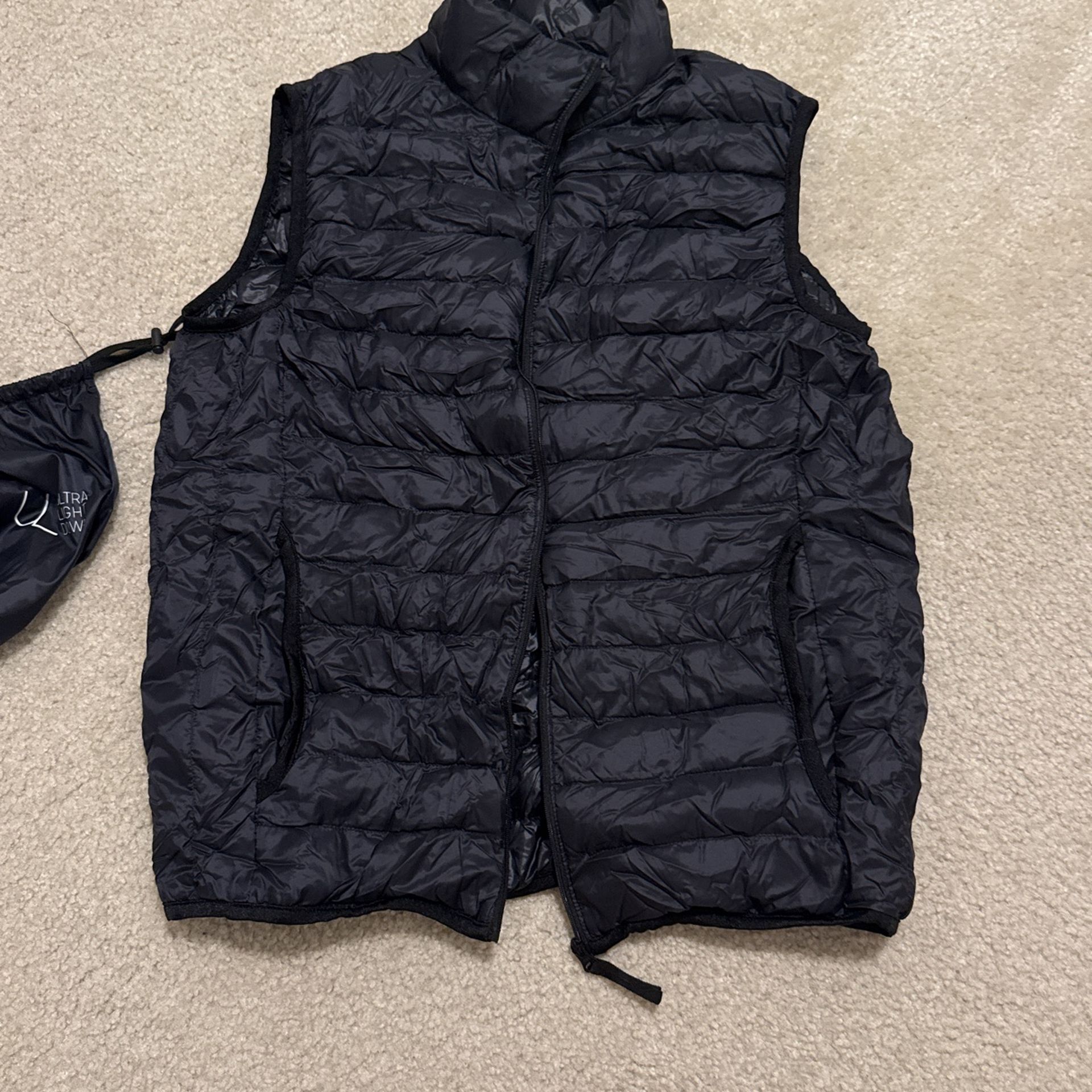 Uniqlo Ultra Light Down Vest Black Large
