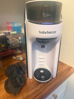 Baby Brezza Formula Pro Bottle Maker