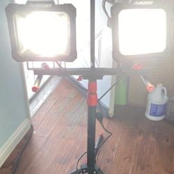 Husky 10000lm Twin Head LED Work Light with Tripod 