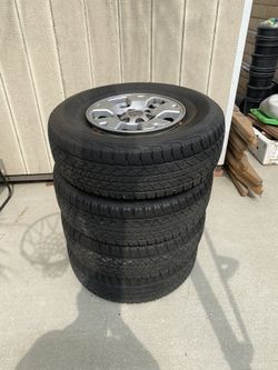 Toyota Tacoma 2007 Tires
