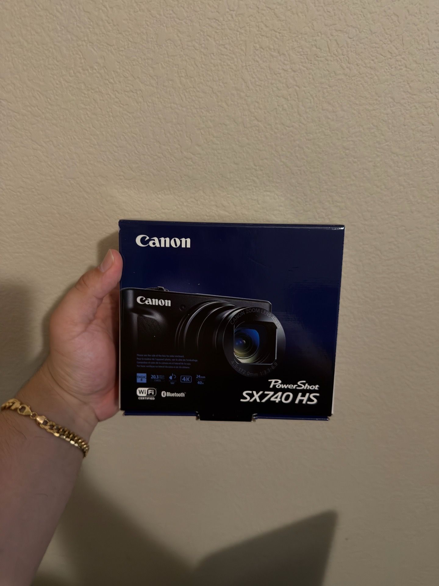 Canon SX740 HS