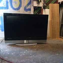 42 Inch TV Vizio 