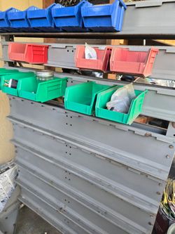 Roller bin storage rack