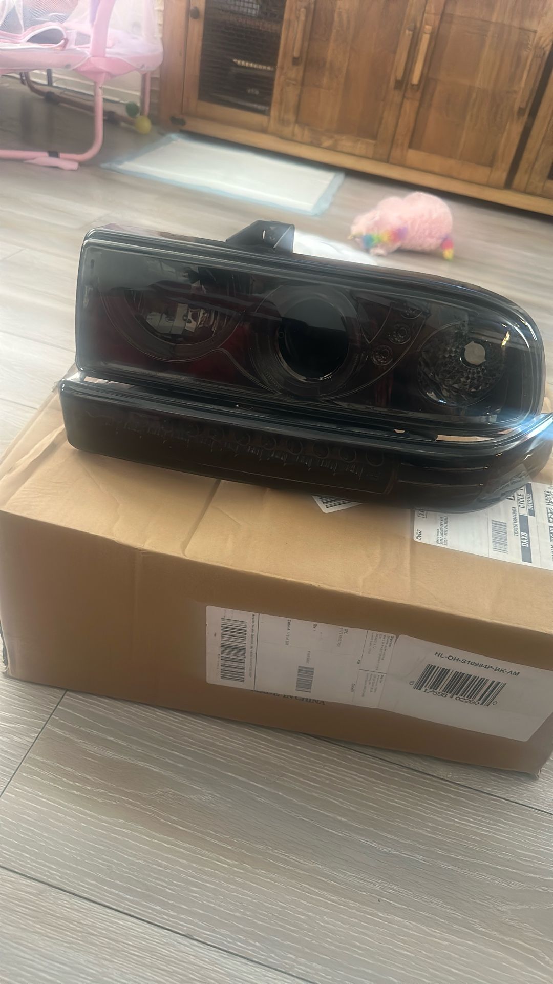 2002 Chevy S 10 Headlights 
