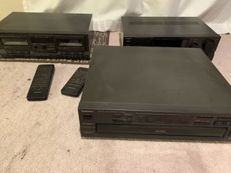 3 units STEREO ENTERTAINMENT SYSTEM