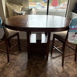 Kitchen Dining Table With 4 Chaird
