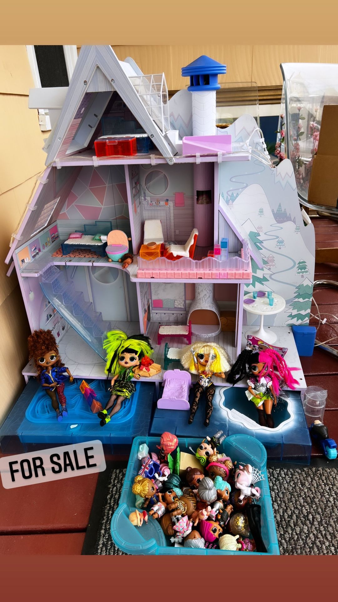 LOL Doll House