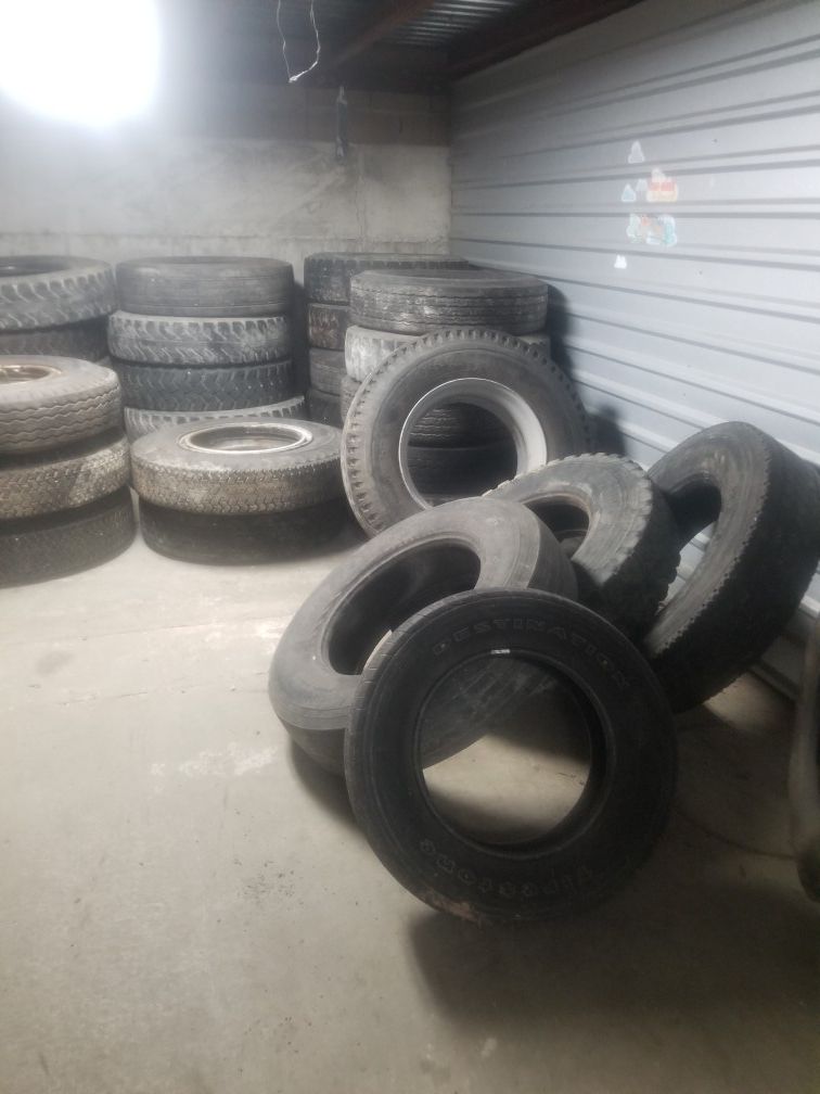 Used Big rig tires and auto tires