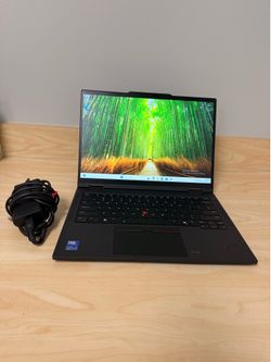 Lenovo ThinkPad T14s Gen 6 14" Ultra 7 265U 64GB DDR5 1TB SSD Windows 11