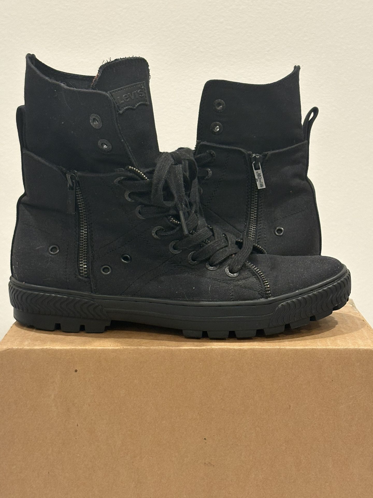 Levi’s Black High Top Zipper Shoes (Men’s Size 10)