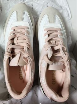 Women's Guess Luchia Sneaker