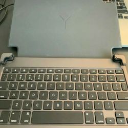 BRYDGE 11" iPad Pro 11" 1st GEN Wireless Magnetic Keyboard w/ Trackpad  & Backlight Keys - SPACE GRAY