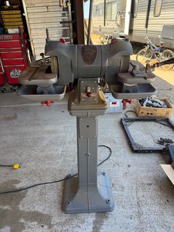 Delta carbide tool grinder BN 1650 1/2hp 110v