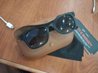 Rayban meta wayfarers 2nd generation(,the new ones)