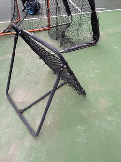 Lacrosse rebounder