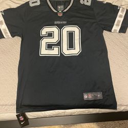 Dallas Cowboys Tony Pollard Jersey New Size L
