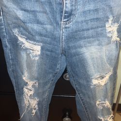 Ripped Jeans Women