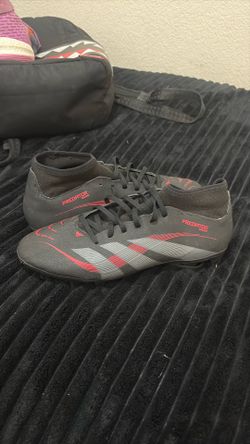 Addida predators size 11 Worn once